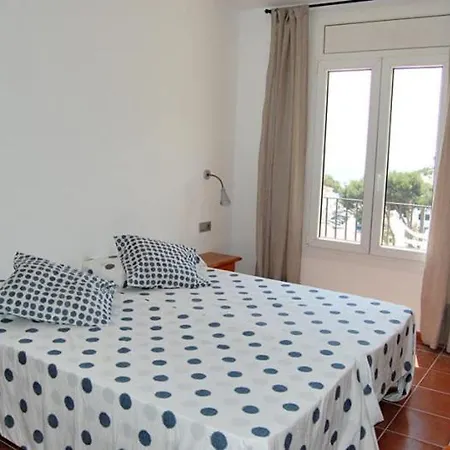 Victoria Apartment